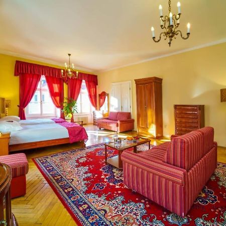 פראג Josephine Old Town Square Hotel - Czech Leading Hotels מראה חיצוני תמונה