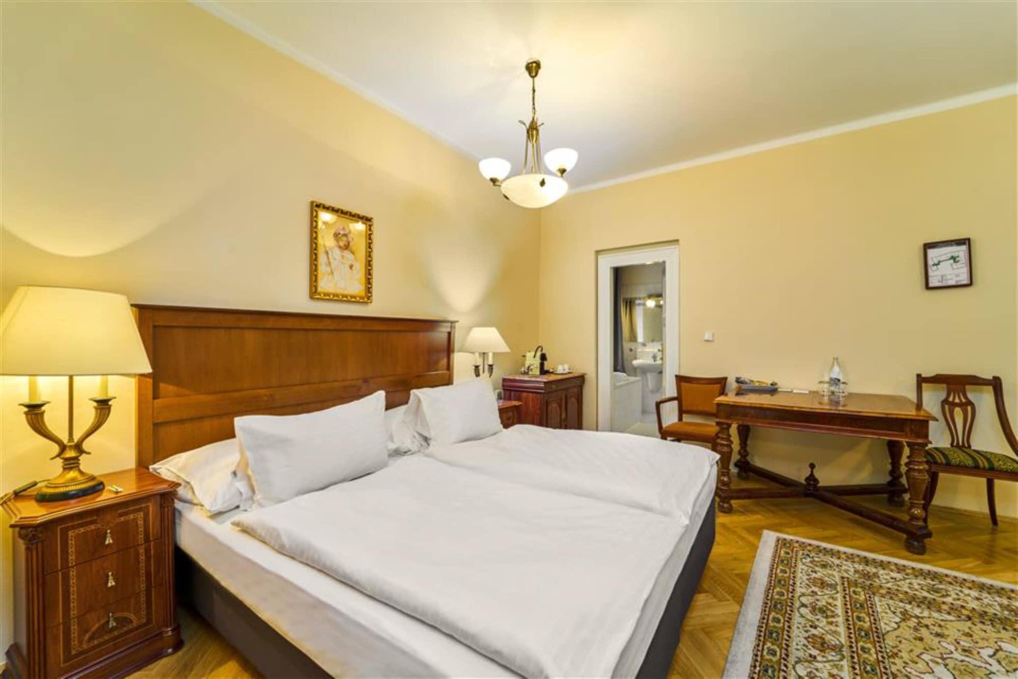 פראג Josephine Old Town Square Hotel - Czech Leading Hotels מראה חיצוני תמונה