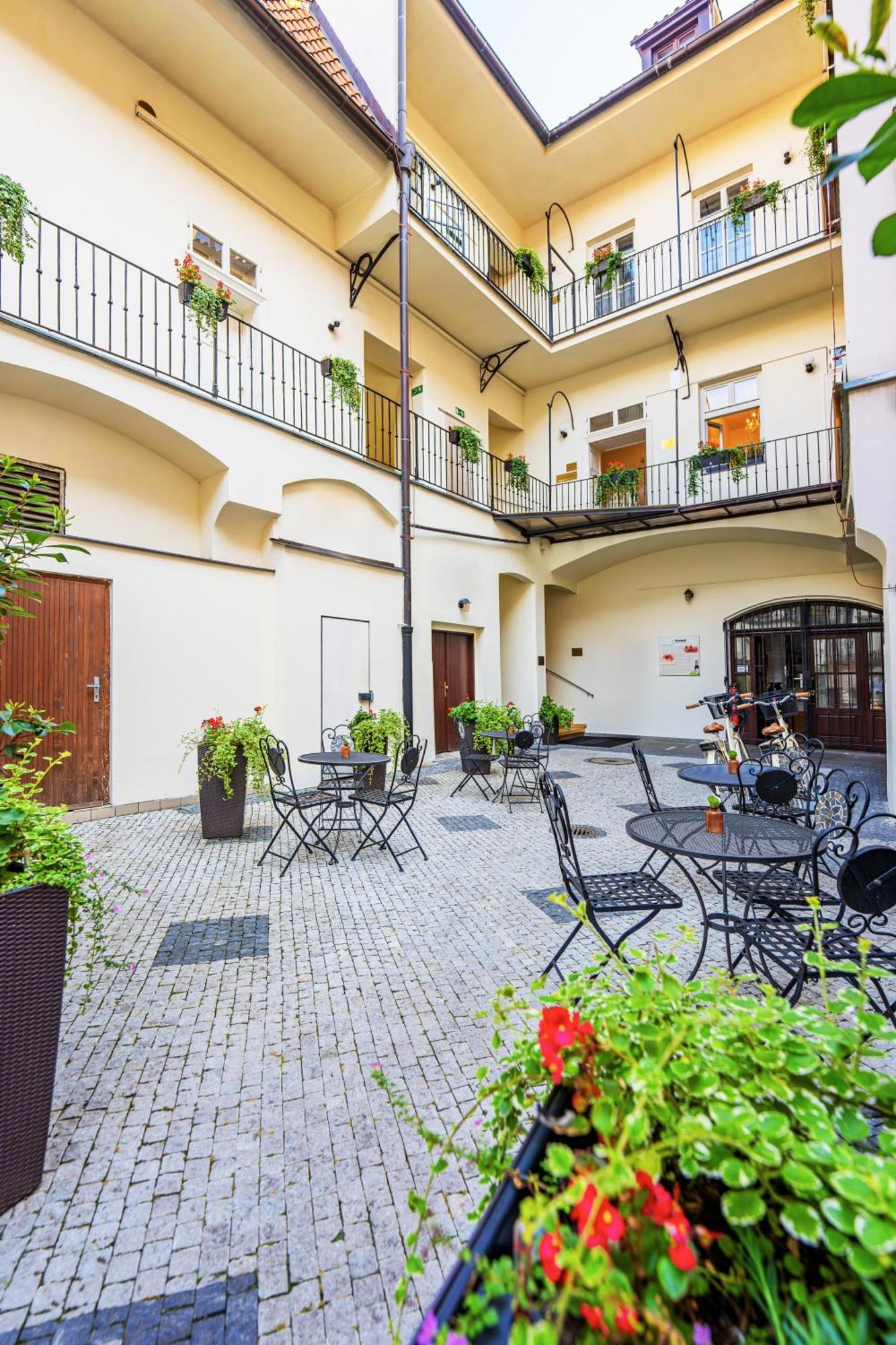 פראג Josephine Old Town Square Hotel - Czech Leading Hotels מראה חיצוני תמונה