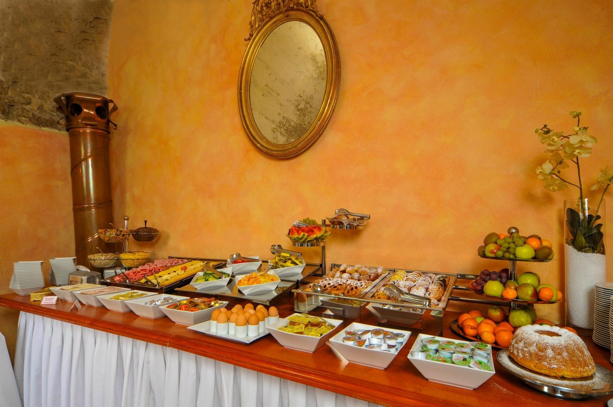 פראג Josephine Old Town Square Hotel - Czech Leading Hotels מראה חיצוני תמונה