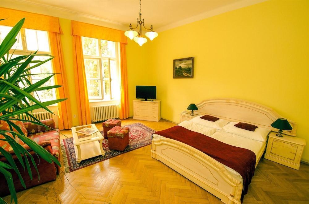 פראג Josephine Old Town Square Hotel - Czech Leading Hotels מראה חיצוני תמונה